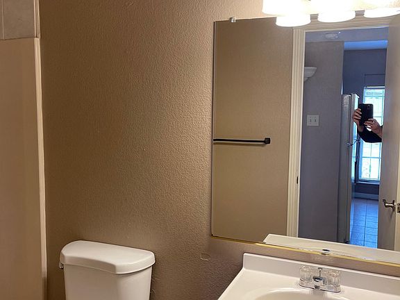 3rd image of 1224 Vista De Oro Dr APT D