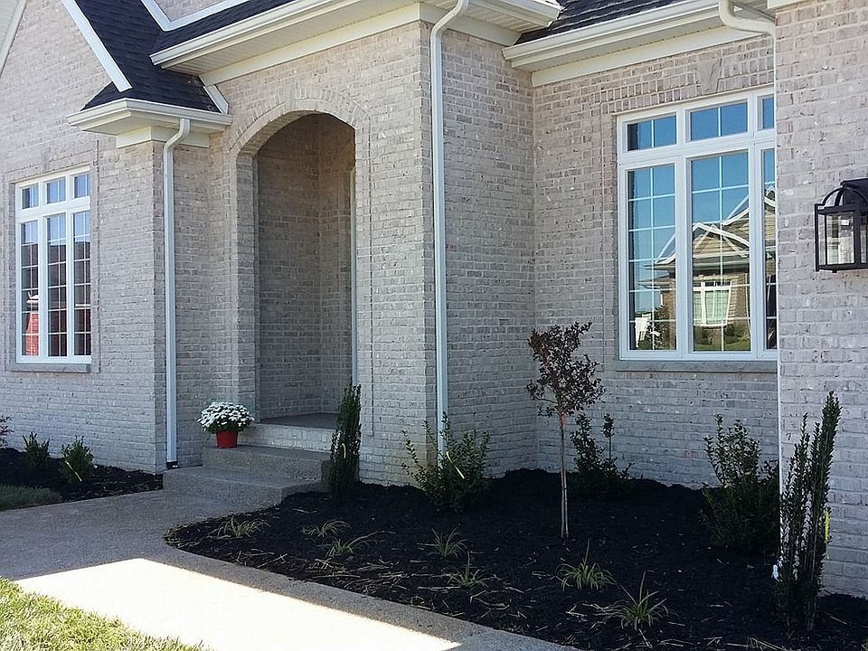 1st image of 2919 Lenox Dr
