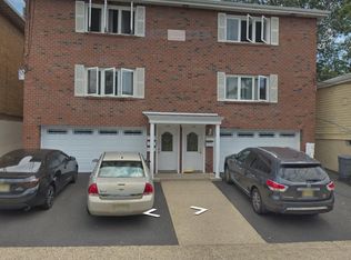 312 8th St #2, Fairview, NJ 07022