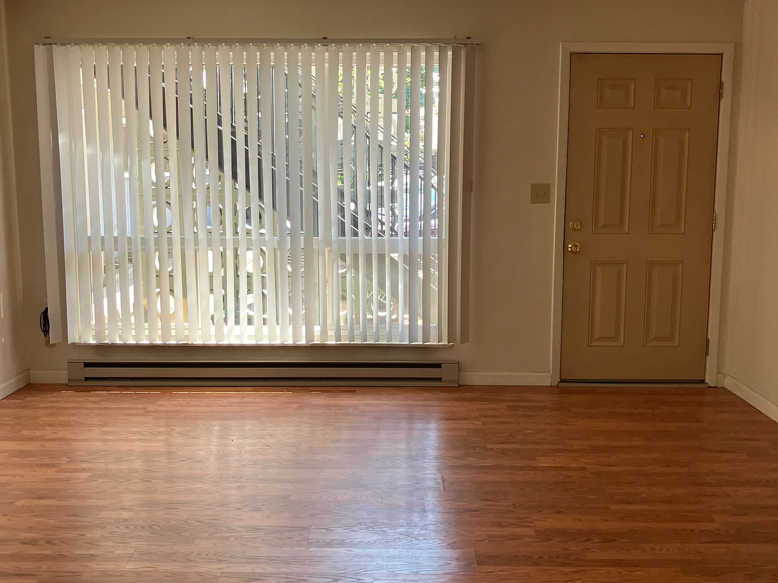 1 bed, 710 sqft, $1,400 — Photo 2