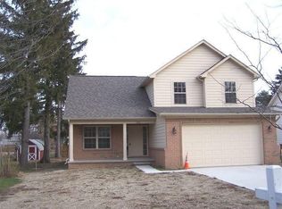 2935 Harrison Ave, Rochester Hills, MI 48307