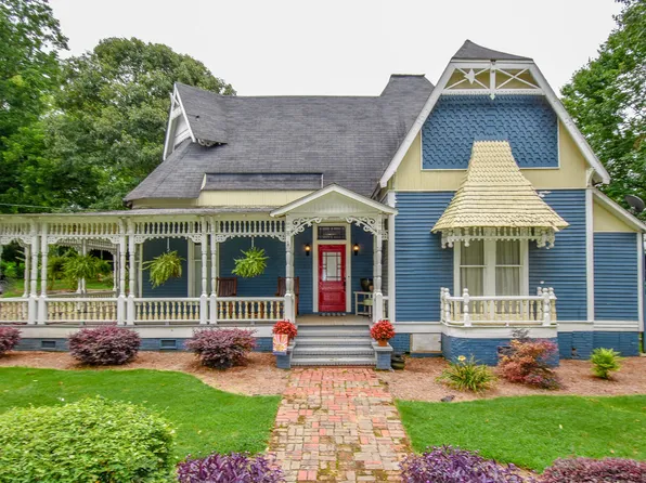 236 N East St, Dadeville, AL 36853