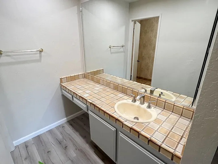 6547 Cobblestone Ct — Photo 26
