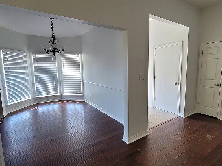 4559 Tradewinds Dr — Photo 3