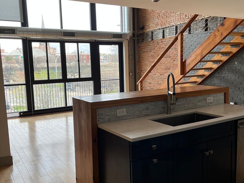 1st image of 239 E Water St #3B
