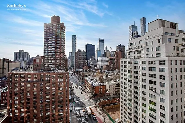 Rented by Sotheby's International Realty | media 54