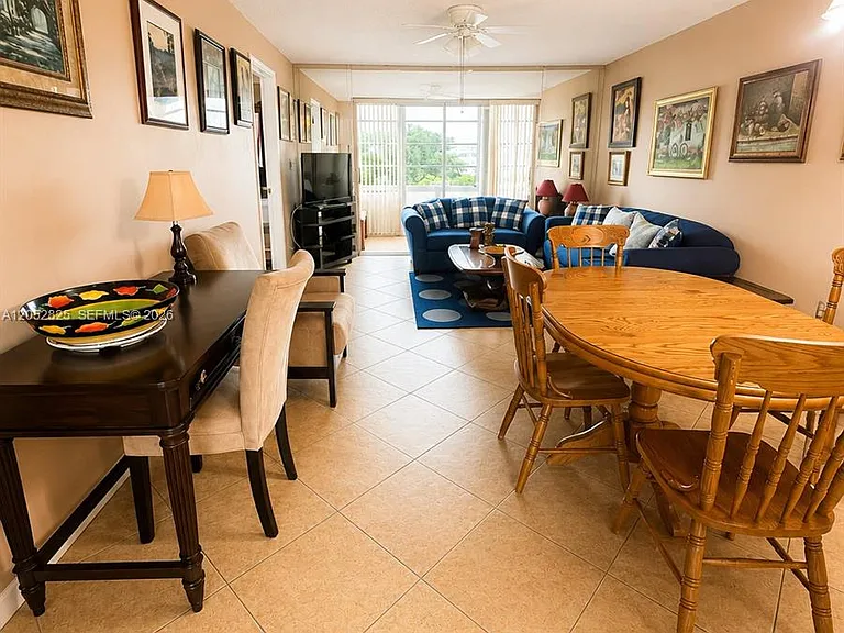 8220 Sunrise Lakes Blvd #309 — Photo 5