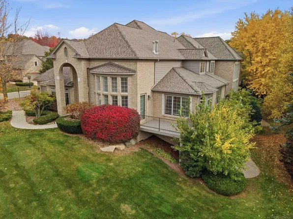 6410 Enclave Dr, Clarkston, MI 48348