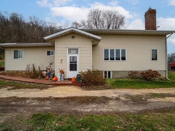 N1303 County Road Uu, Plum City, WI 54761