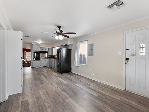 4th image of 5245 Highway 1