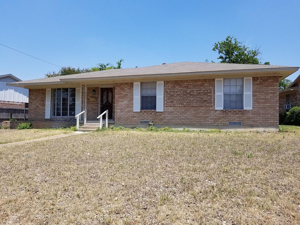 1st image of 1715 Heather Glen Dr