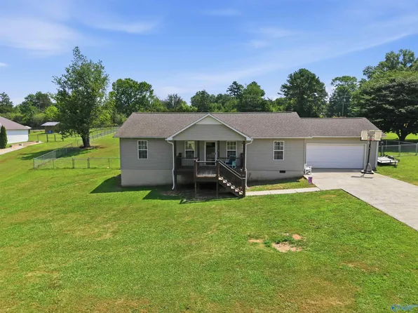 20 Sydney Dr, Scottsboro, AL 35769