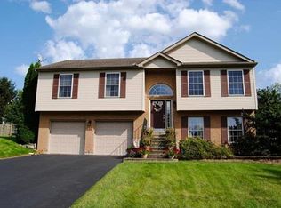 2315 Cypress Ct, Bethlehem, PA 18020