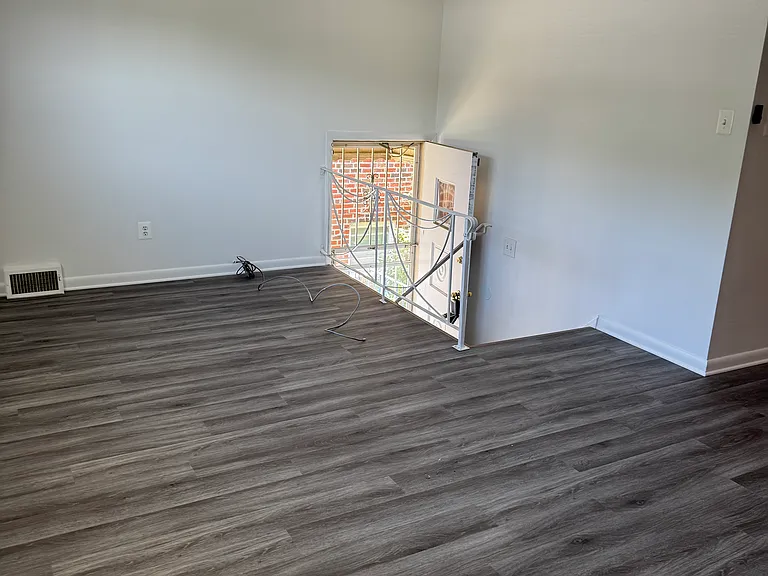 2228 Strahle St #2 — Photo 2