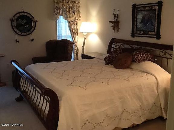 3rd image of 10706 W Welk Dr