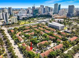355 City View Dr, Fort Lauderdale, FL 33311