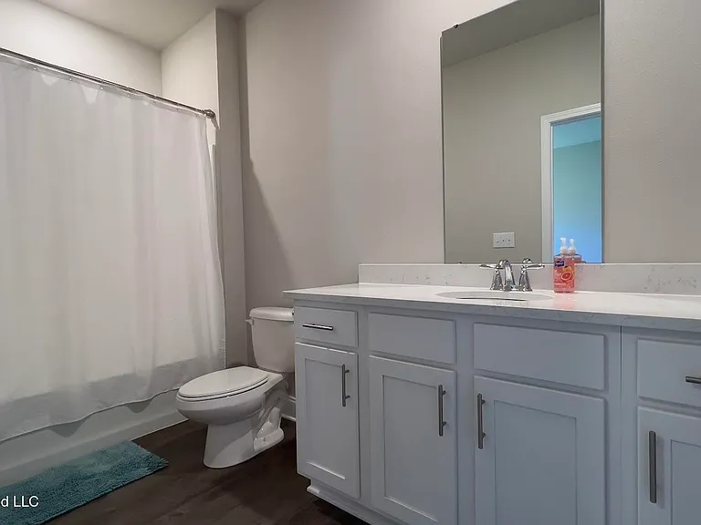 12209 Savannah Cir — Photo 32