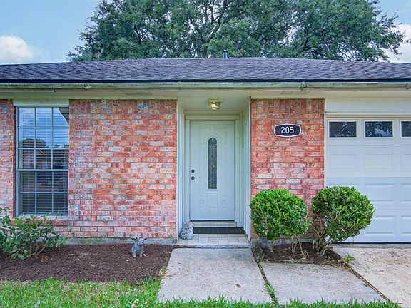 2nd image of 205 Oakwood Street