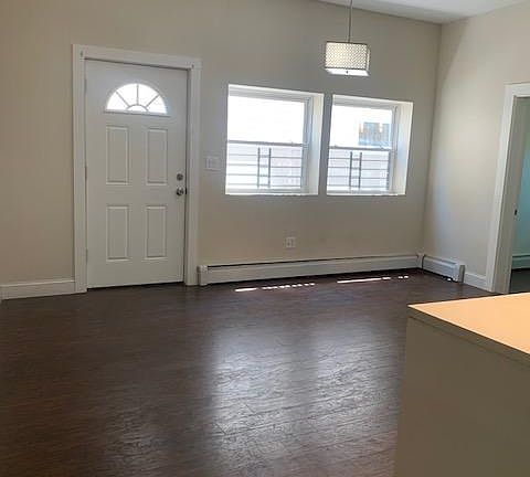 5th image of 357 S 4th Ave #1
