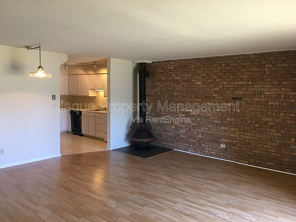 3rd image of 2905 W Marquette Woods Rd