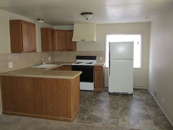 Auburn kitchen