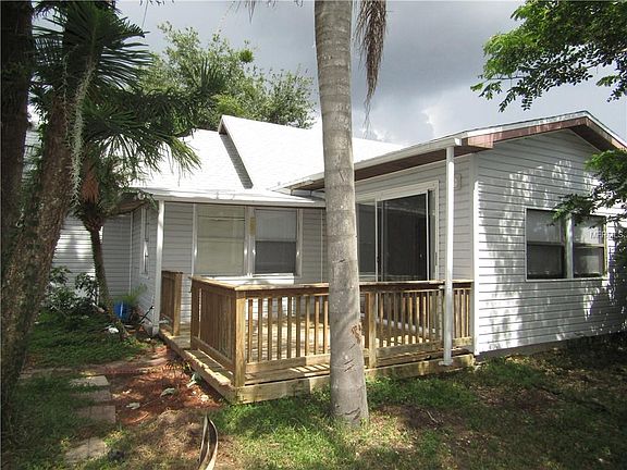 2nd image of 607 Acacia Walk