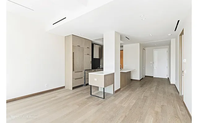 Rented by Douglas Elliman | media 39