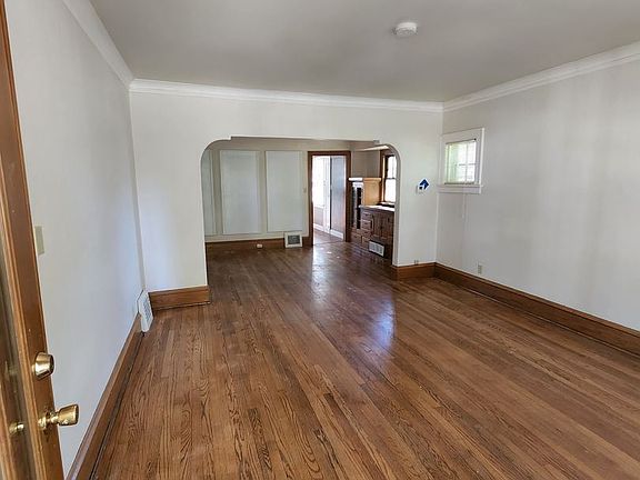 4th image of 6216 W Richmond Ave
