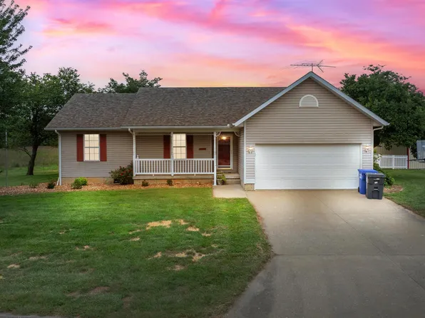1701 E 22nd St, Sedalia, MO 65301