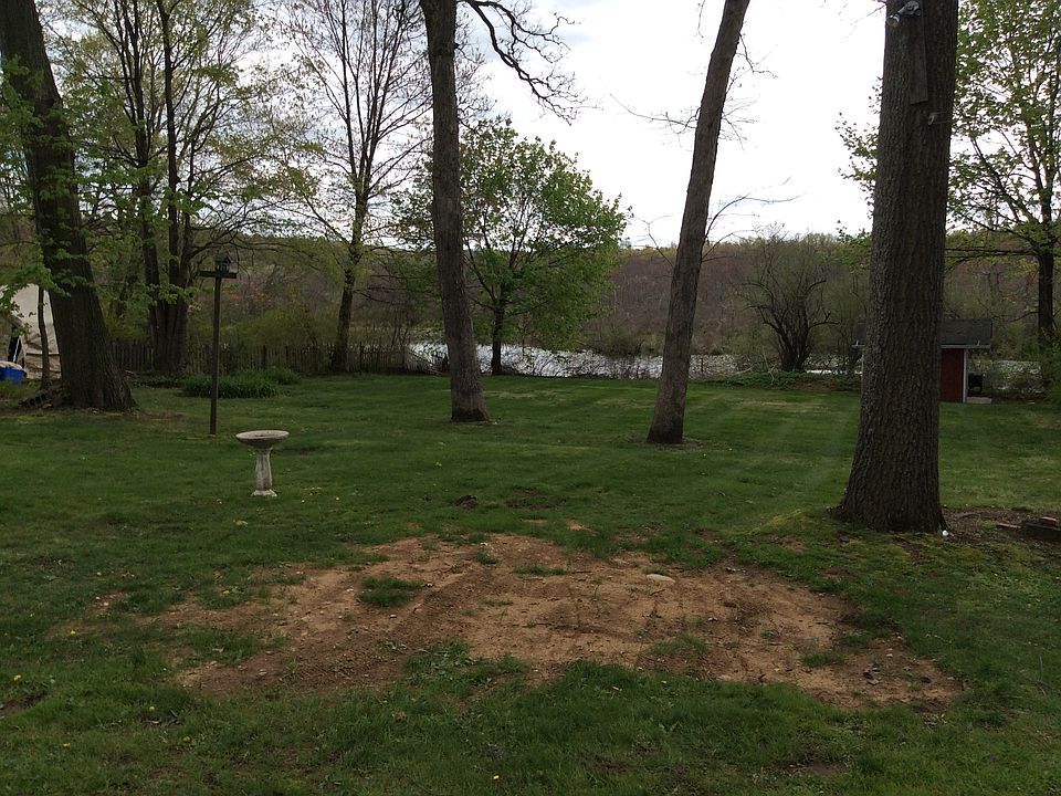 2nd image of 12 Selma Blvd
