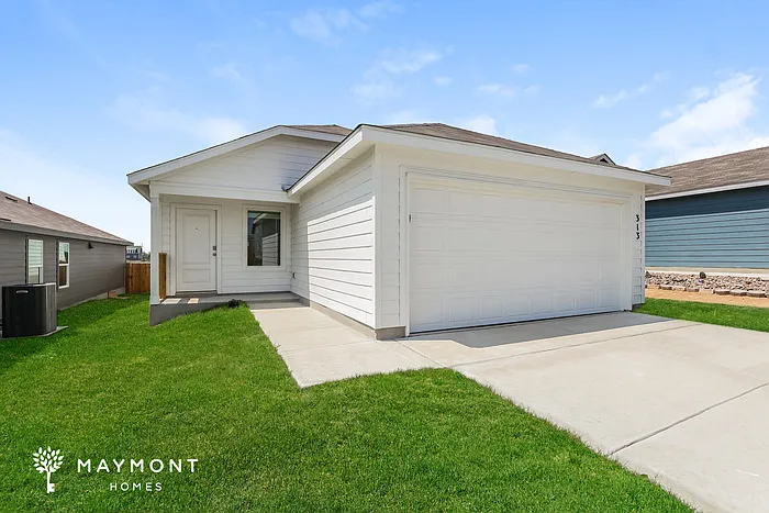 4 bed, 2.0 bath, 1575 sqft, $1,899 — Photo 1