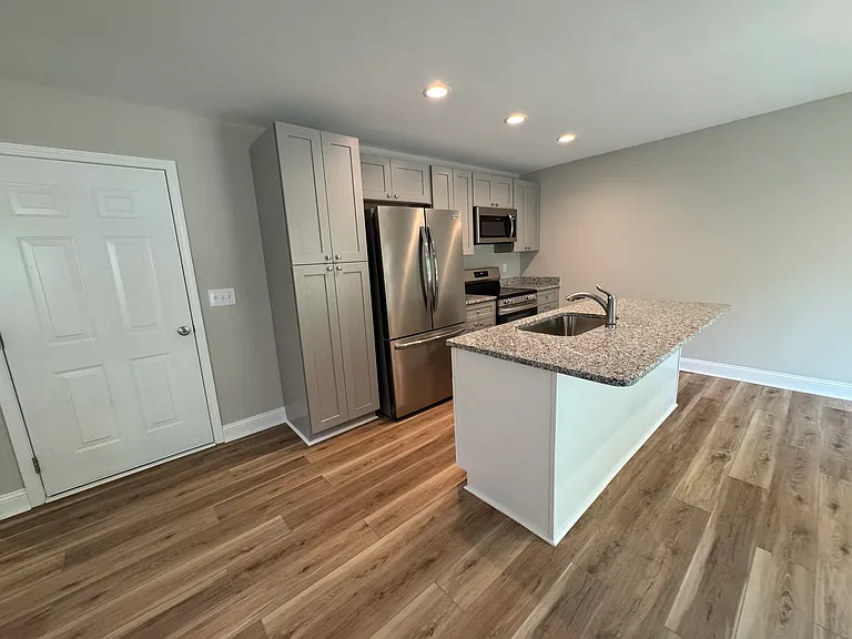 435 W New Jersey Ave — Photo 8