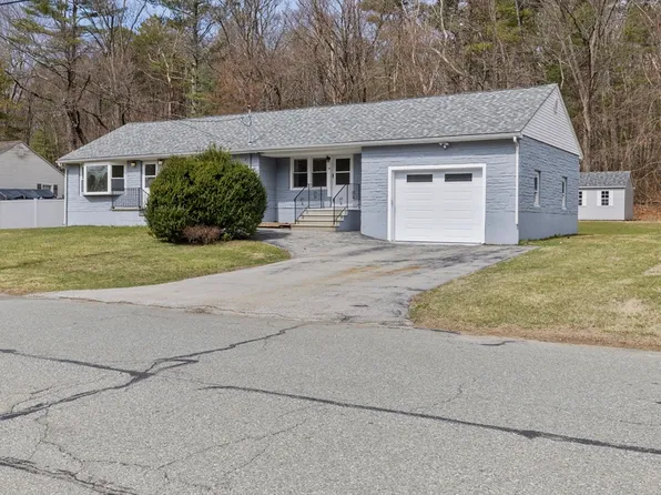 38 William Ward St, Uxbridge, MA 01569