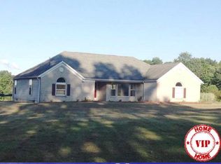 2469 Moffett Rd, Lucas, OH 44843