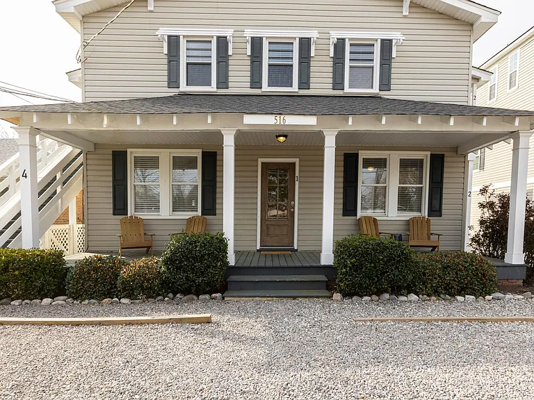 516 Norfolk Ave #1 — Photo 1