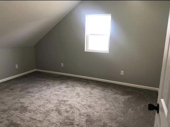 4th image of 1421 N 22nd St