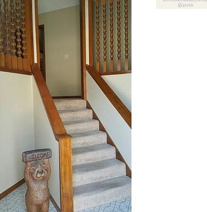 5th image of 609 NE Sunny Creek Ln