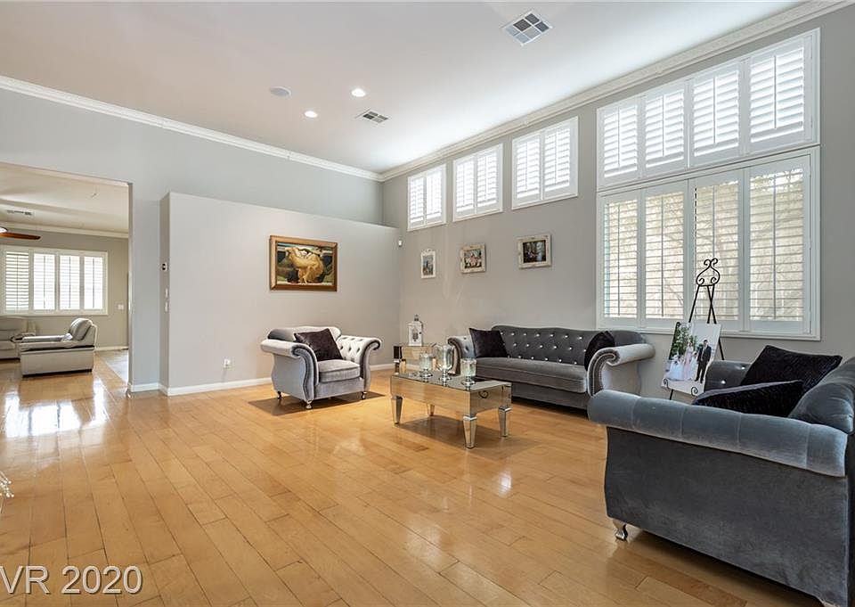 1st image of 2533 Silver Beach Dr