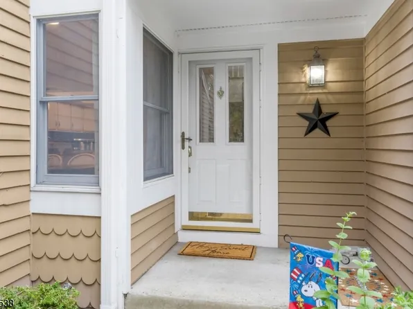 23 Eton Court, Bedminster Twp., NJ 07921