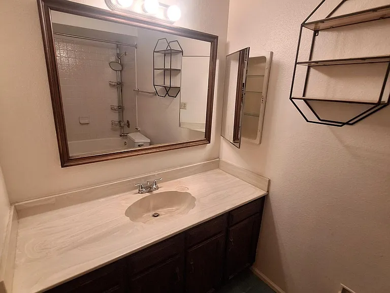 4142 W Sunnyside Ave — Photo 21