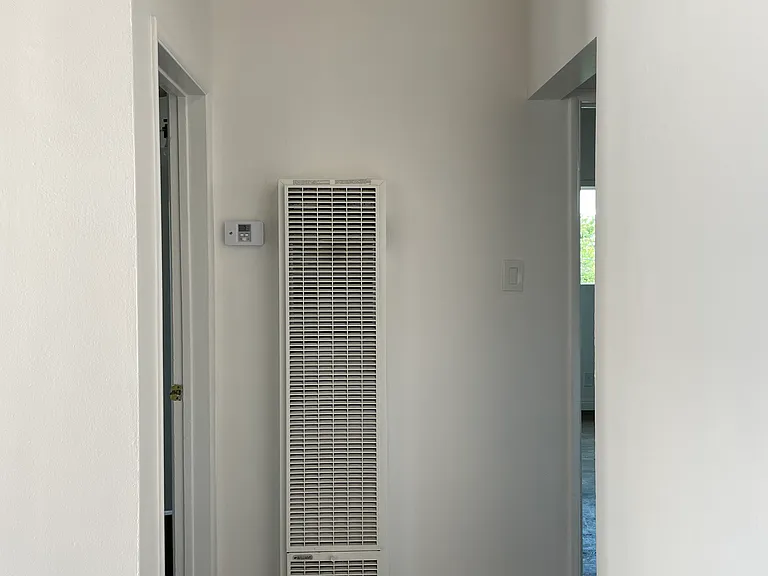 2215 Mathews Ave #4 — Photo 9