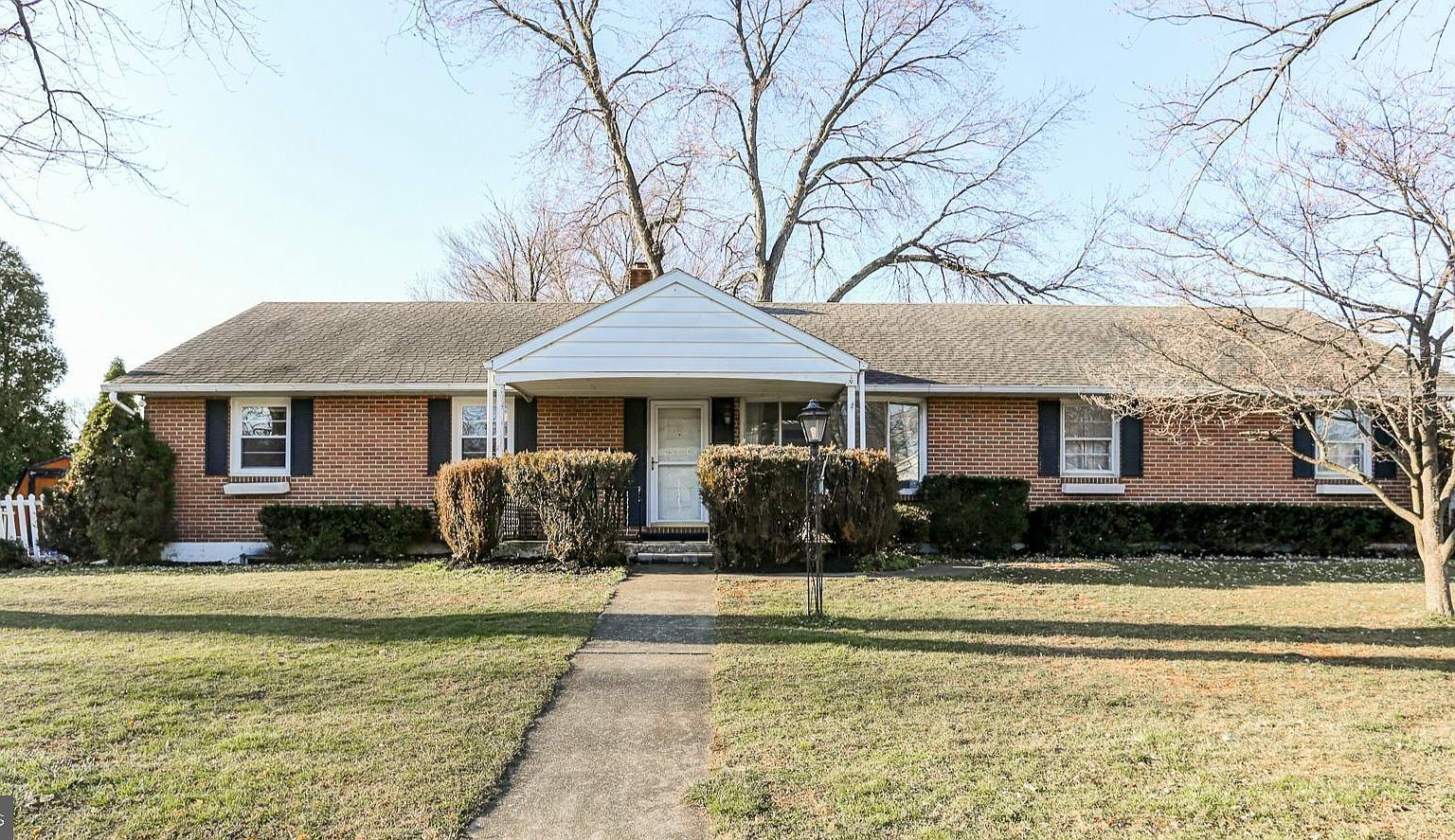 416 Lynn St, Robesonia, PA 19551 Zillow