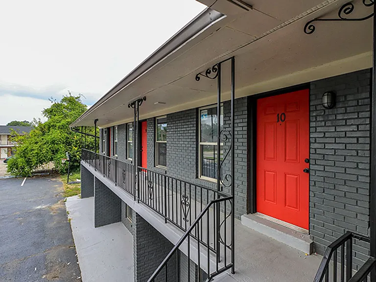 3405 Shagbark Rd — Photo 10