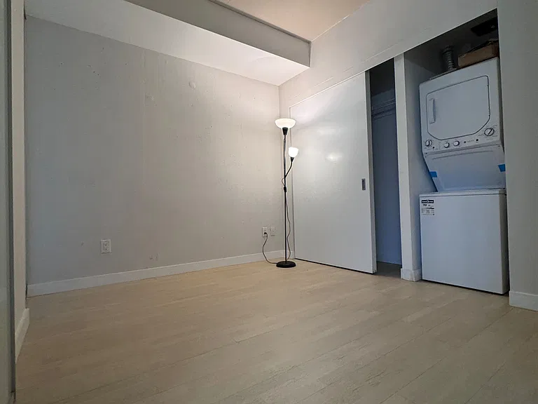 246 Logan Ave #303 — Photo 12
