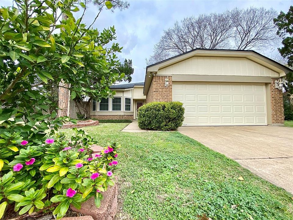 1st image of 15106 Barbarossa Dr
