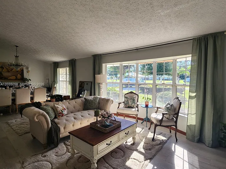 6101 Palmetto Dr — Photo 60