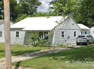 905 Sunnock Ave, Kalamazoo, MI 49001