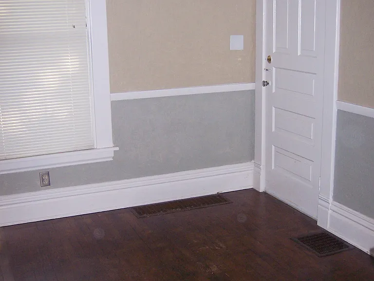 800 Crescent St NE — Photo 11