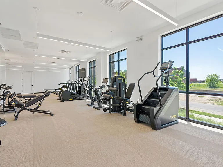 Burnett Lofts — Photo 8