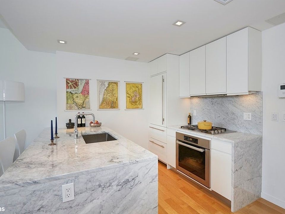 1st image of 250 Bowery APT 5C